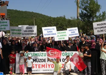 Bursa’da 4 köyden, su havzasına kurulan krom madenine karşı protesto