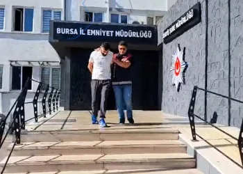 Bursa’da cezaevinden çıkıp sevgilisi için çanta çaldı