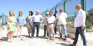 Şadi Özdemir sokak hayvanları projesini inceledi