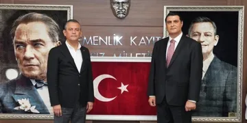 Özgür Özel’den övgü dolu sözler