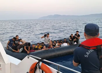 31 düzensiz göçmen kurtarıldı