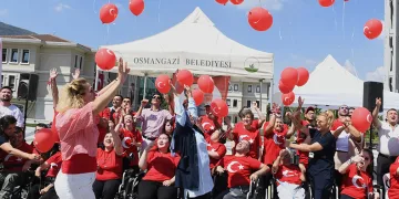 Engelli bireyler 30 Ağustos Zafer Bayramını coşkuyla kutladı