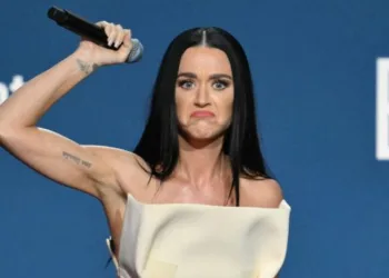 Katy Perry’e İspanya’da inceleme şoku