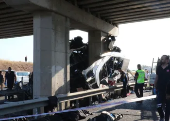 Ankara’da otobüs üst geçidin ayağına çarptı: 9 ölü 26 yaralı