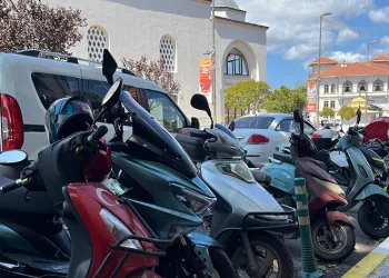 Motosiklet sayısı otomobil sayısına yaklaşıyor