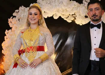 Aşiret düğününde geline 3 kilo altın takıldı