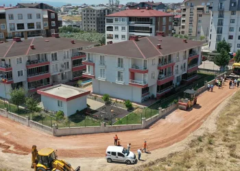 Seçimlerin ardından 26 bin ton asfalt döküldü