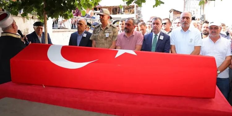 Kıbrıs Gazisi son yolculuğuna uğurlandı