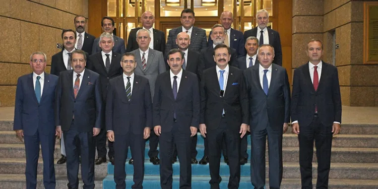 Cumhurbaşkanı Yardımcısı Yılmaz, TOBB yönetim kurulu istişare toplantısına katıldı