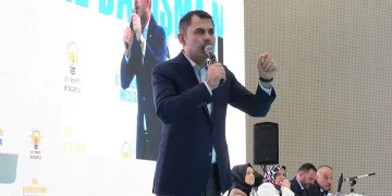 Bakan Kurum’dan CHP’ye sert eleştiri