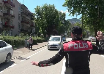 Bursa’da 17 yıl hapis cezasıyla aranan şüpheli yakalandı