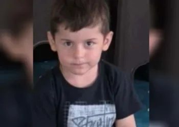 Derede boğulma tehlikesi geçiren çocuk hayatını kaybetti