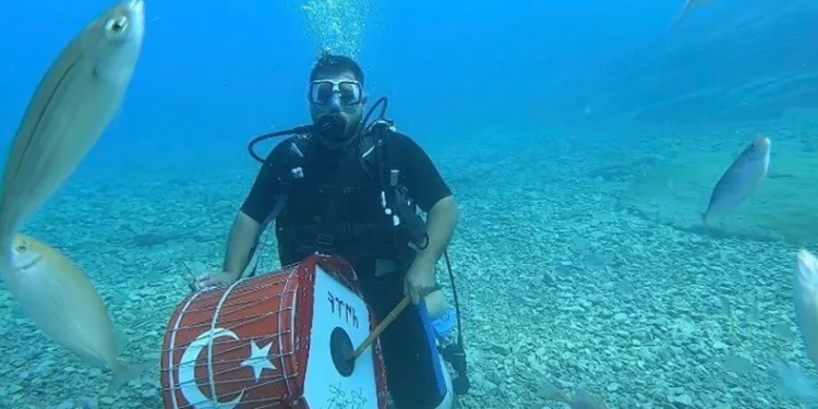 Çılgın davulcu sınır tanımıyor