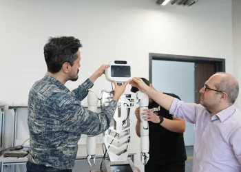 BTÜ’de yapay zeka destekli insansı robot geliştirildi