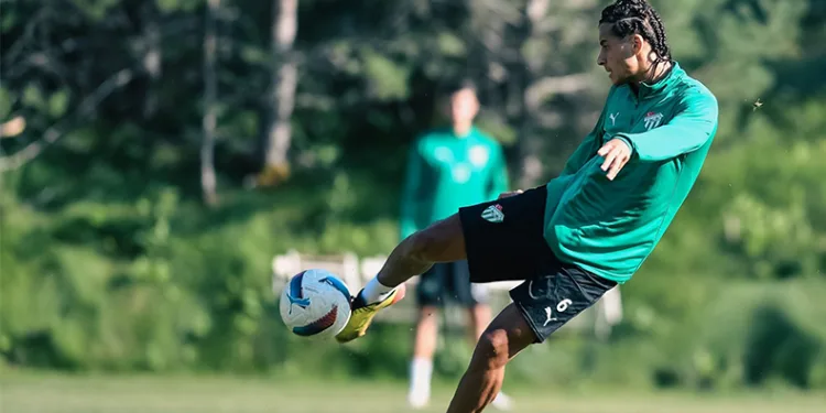 Bursaspor şut çalıştı