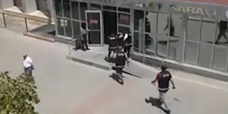 198 yılla aranan vergi kaçakçısı yakalandı