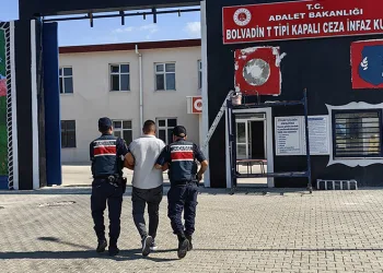Afyonkarahisar’da kaçak şahıs yakalandı