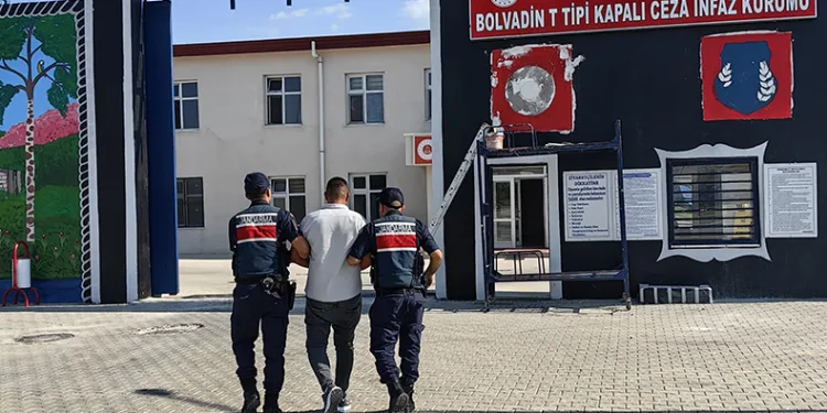 Afyonkarahisar’da kaçak şahıs yakalandı