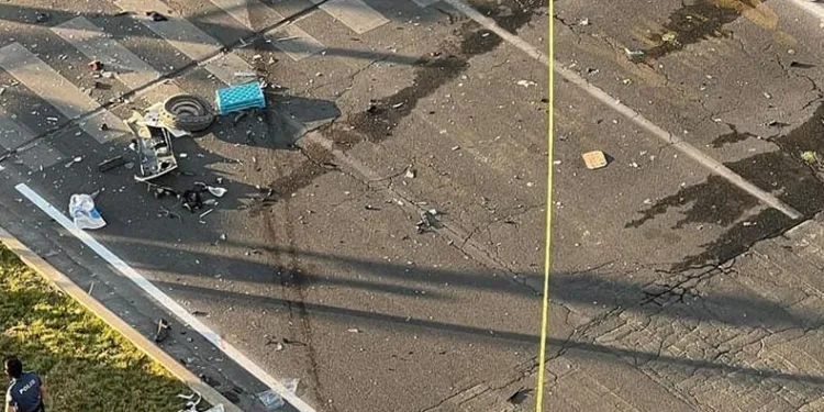 Otomobil ile traktör çarpıştı: 1 ölü, 1 yaralı