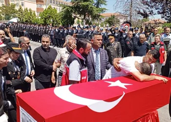 Pençe kilit şehidi son yolculuğuna uğurlanıyor