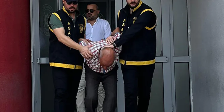 Cezaevinden çıktı, arkadaşını öldürüp cesedini kanala attı