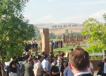 Cumhurbaşkanı Erdoğan’dan Selçuklu Mezarlığı ziyareti