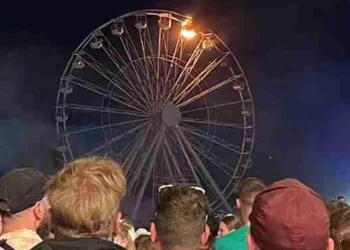 Müzik festivalinde dönme dolap yandı