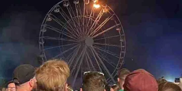 Müzik festivalinde dönme dolap yandı