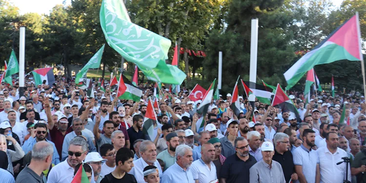 Malatya’da Filistin ve Haniye için yürüyüş