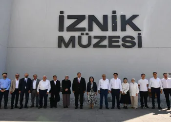Çin’li heyet resmi ziyaret sebebiyle İznik’te