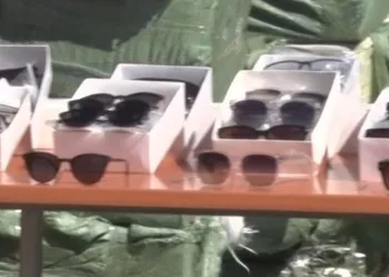 Ambarlı Limanı’nda ‘kaçak optik malzeme’ operasyonu