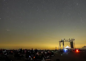 Karacabey sahilinde “Perseid meteor yağmuru” izlendi