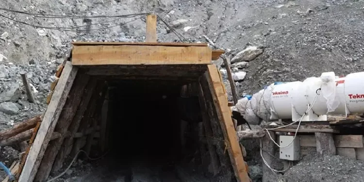 Maden kazasında yaralanan işçi hayatını kaybetti