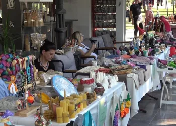 Bursa’nın üreten kadınları, alışveriş şenliğinde buluştu