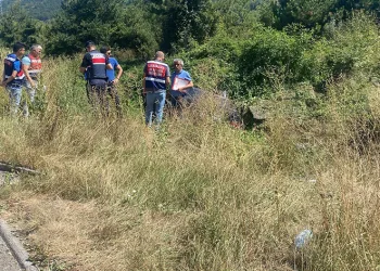 Evli çifti kaza ayırdı