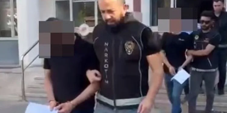 Nazilli’de uyuşturucu satıcıları tutuklandı