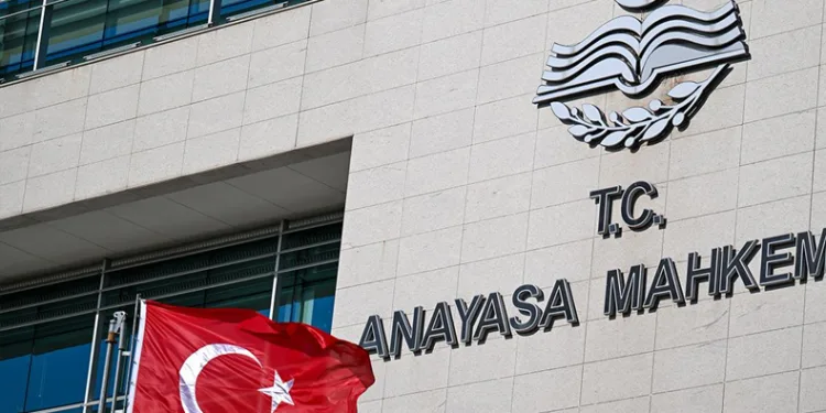 AYM’den Can Atalay kararı
