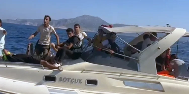 Marmaris’te 38 düzensiz göçmen yakalandı
