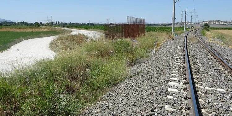 Köy sakinleri yol problemlerinin bir an önce çözüme kavuşturulmasını istiyor