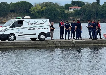 Sinop’ta denizde erkek cesedi bulundu