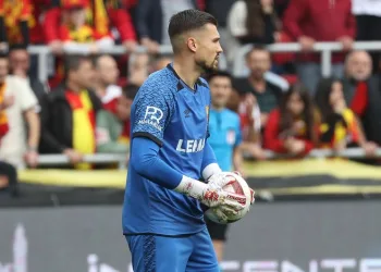 Göztepe, 2 transferde sona geldi