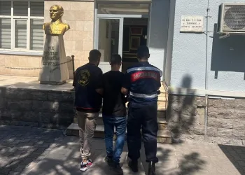Kasten öldürme suçundan aranan 2 kişi yakalandı