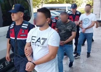 Samsun’da jandarma tarafından uyuşturucu ve silah ele geçirildi