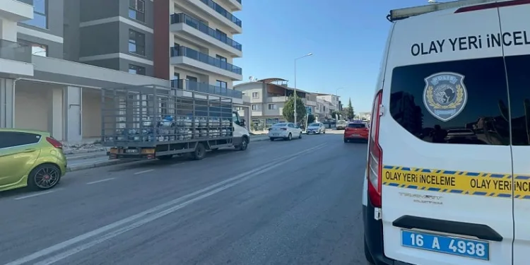 Bursa’da intihar eden genç kızın cüzdanından çıkan not yürekleri dağladı
