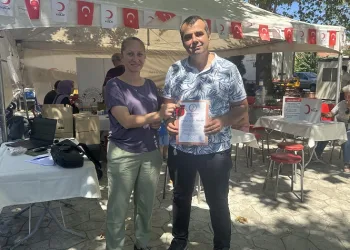 Kan bağışçılarına madalya