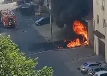 Trafo bomba gibi patladı