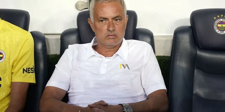 Fenerbahçe Teknik Direktörü Jose Mourinho: “Avrupa Ligi’nde çok iyi işler yapabiliriz”