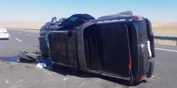 Devrilen pikabın sürücüsü yaralandı
