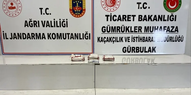 Ağrı’da 2,4 kilo uyuşturucu ele geçirildi