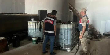Şanlıurfa’da 6 bin 400 litre kaçak akaryakıt ele geçirildi